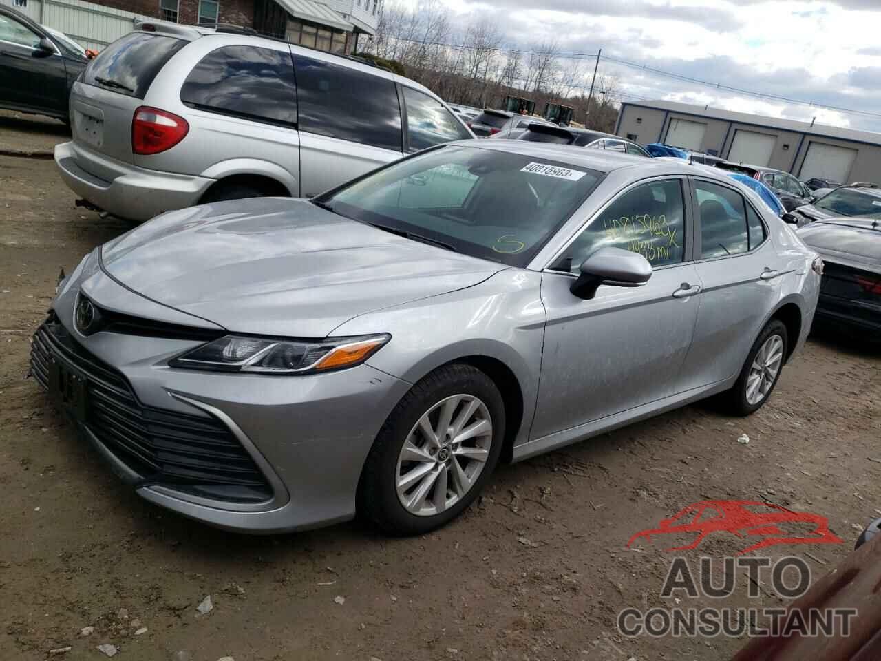 TOYOTA CAMRY 2022 - 4T1R11BK9NU056104