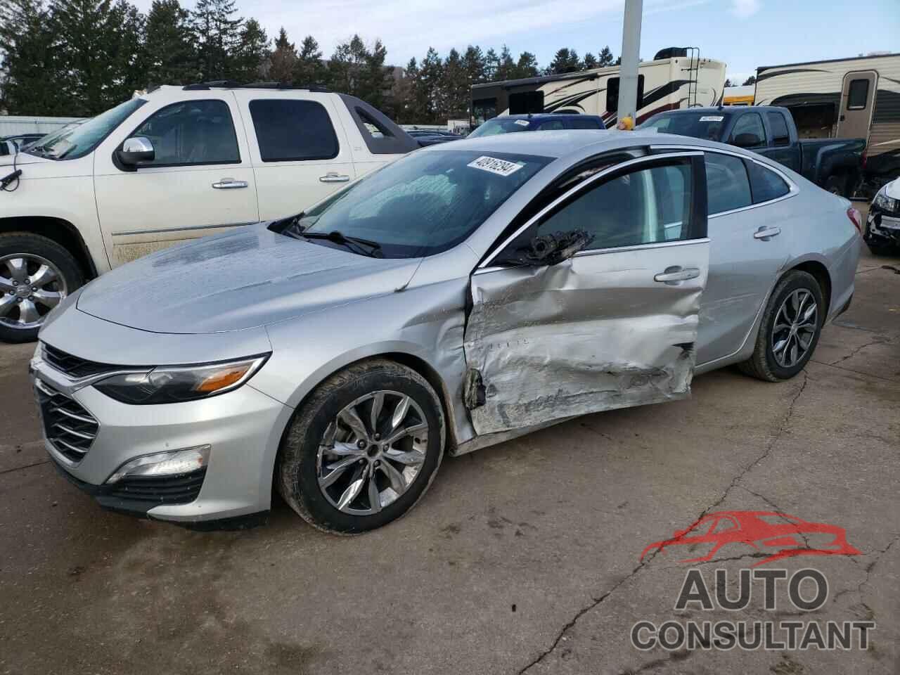 CHEVROLET MALIBU 2020 - 1G1ZD5ST5LF013305