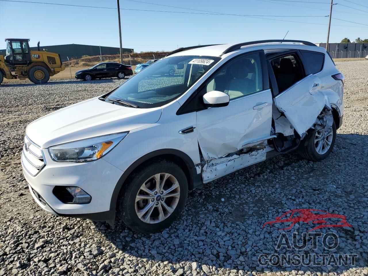 FORD ESCAPE 2018 - 1FMCU0GD6JUB09692