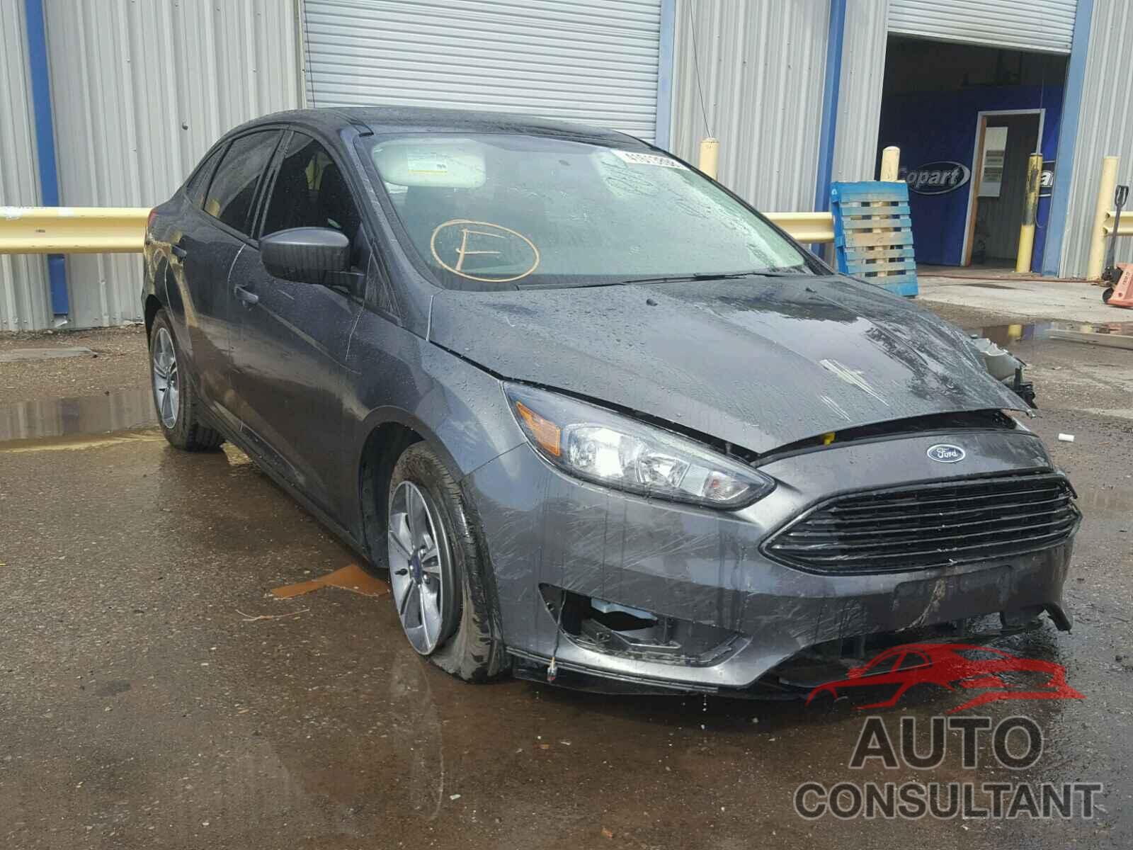 FORD FOCUS 2018 - 1FADP3FE0JL302590