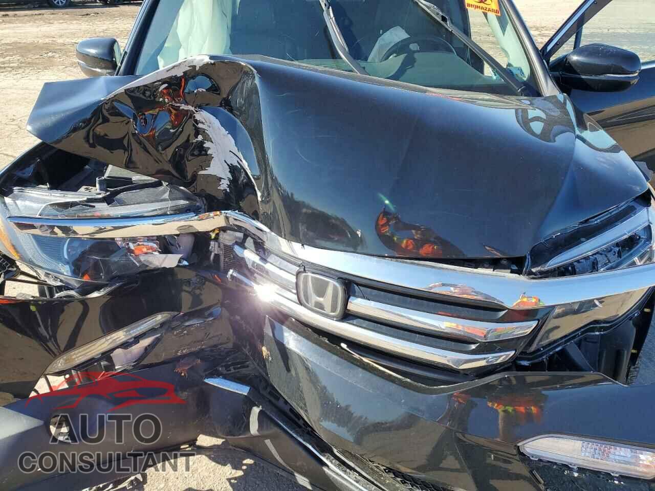 HONDA PILOT 2016 - 5FNYF6H06GB072955