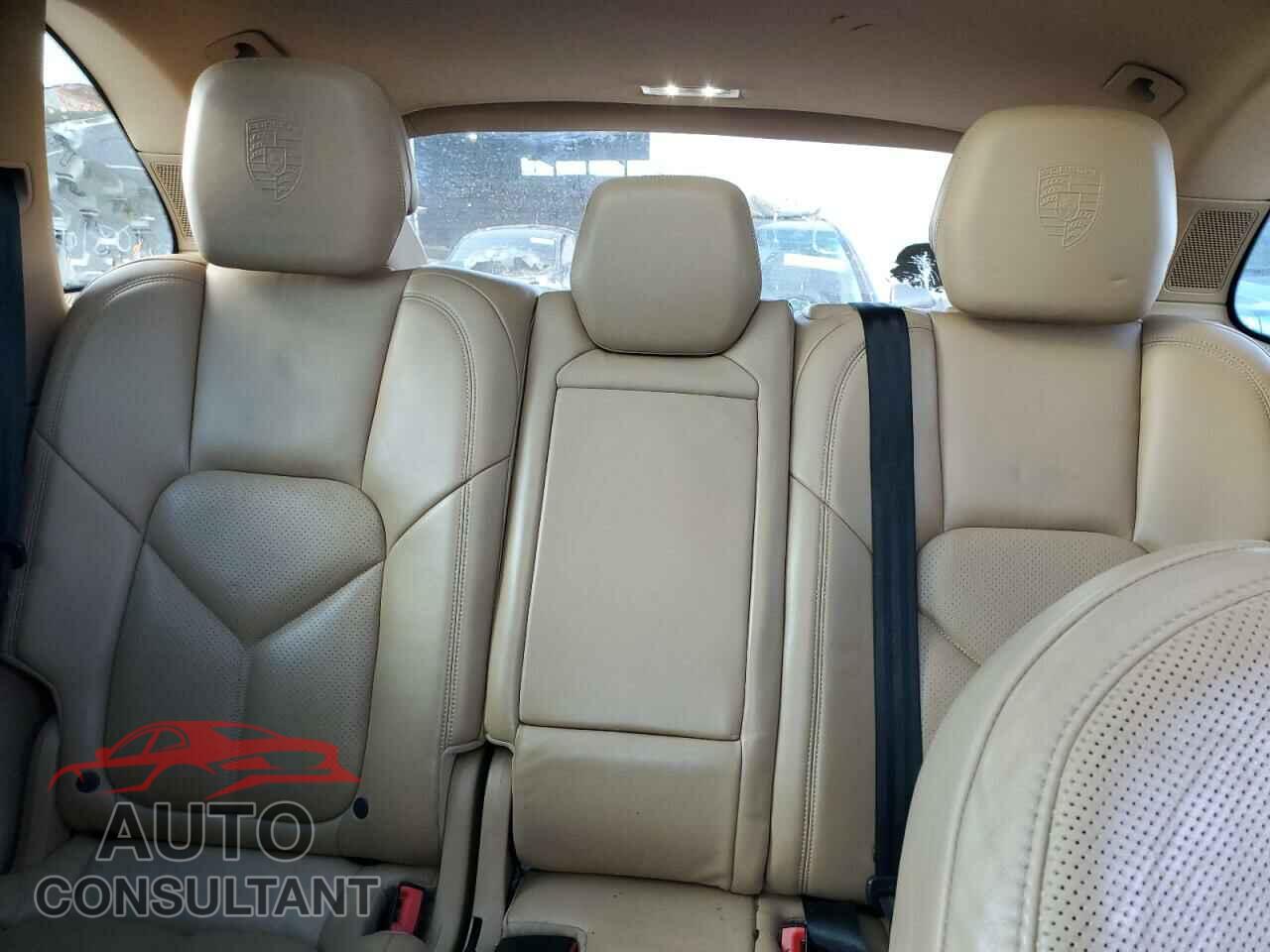 PORSCHE CAYENNE 2017 - WP1AA2A24HKA86635