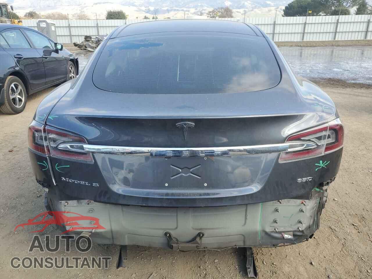 TESLA MODEL S 2015 - 5YJSA1E29FF103059