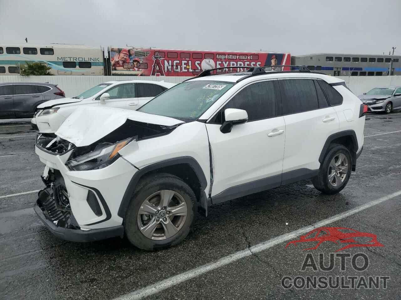 TOYOTA RAV4 2023 - 2T3W1RFV5PC242188