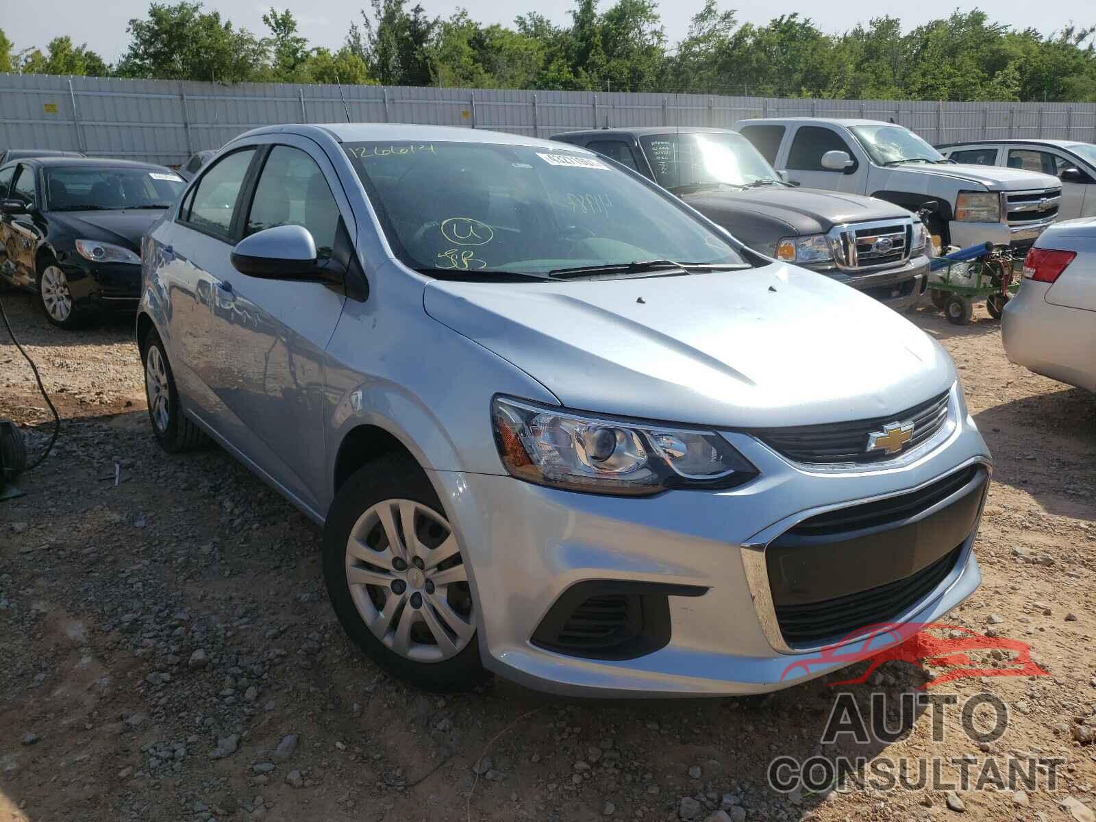 CHEVROLET SONIC 2017 - 1G1JA5SH7H4126614