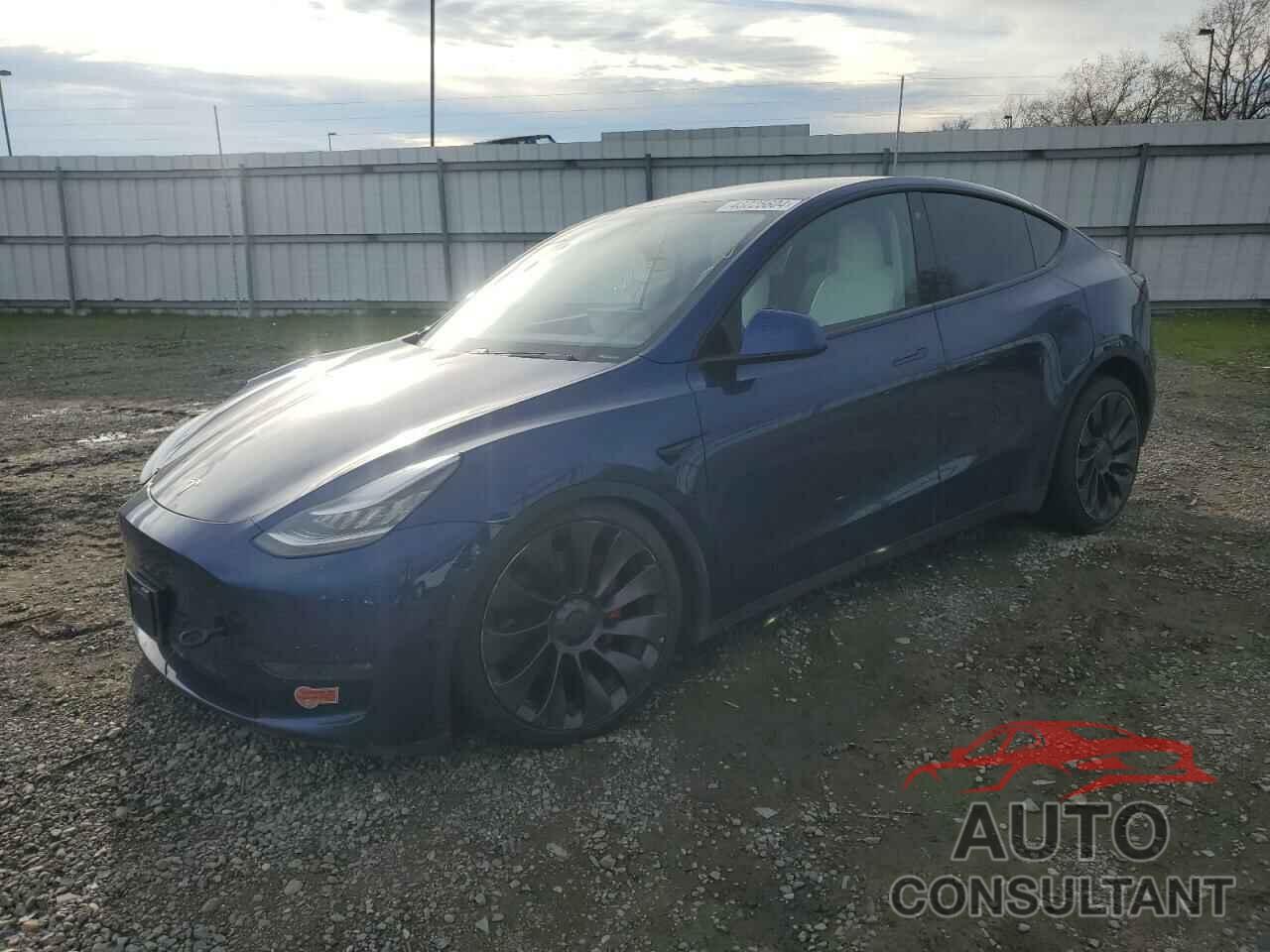 TESLA MODEL Y 2020 - 5YJYGDEF8LF017458