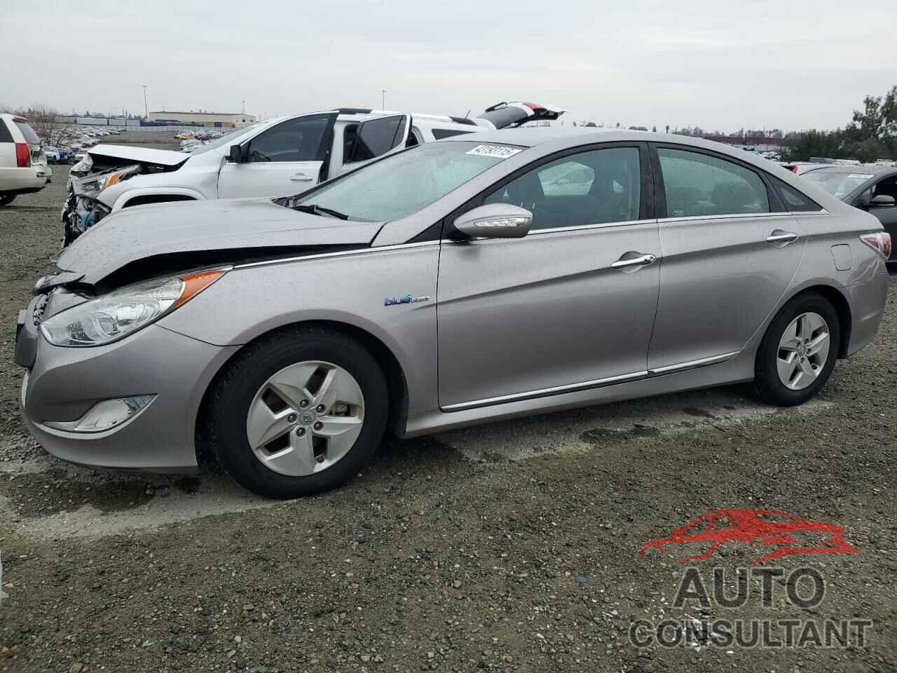 HYUNDAI SONATA 2011 - KMHEC4A42BA003822