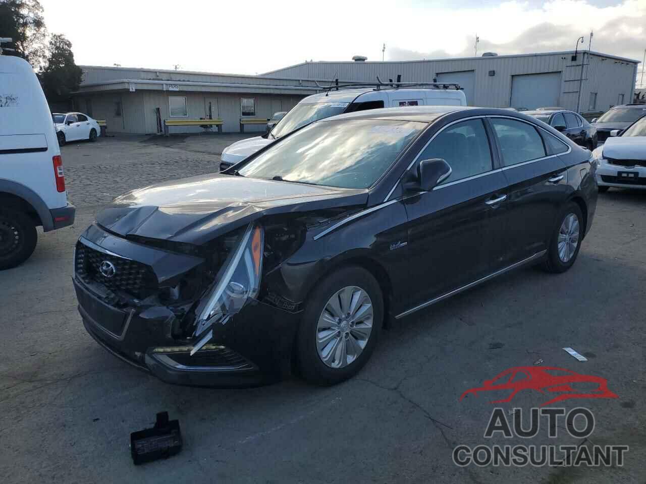 HYUNDAI SONATA 2017 - KMHE24L10HA047610