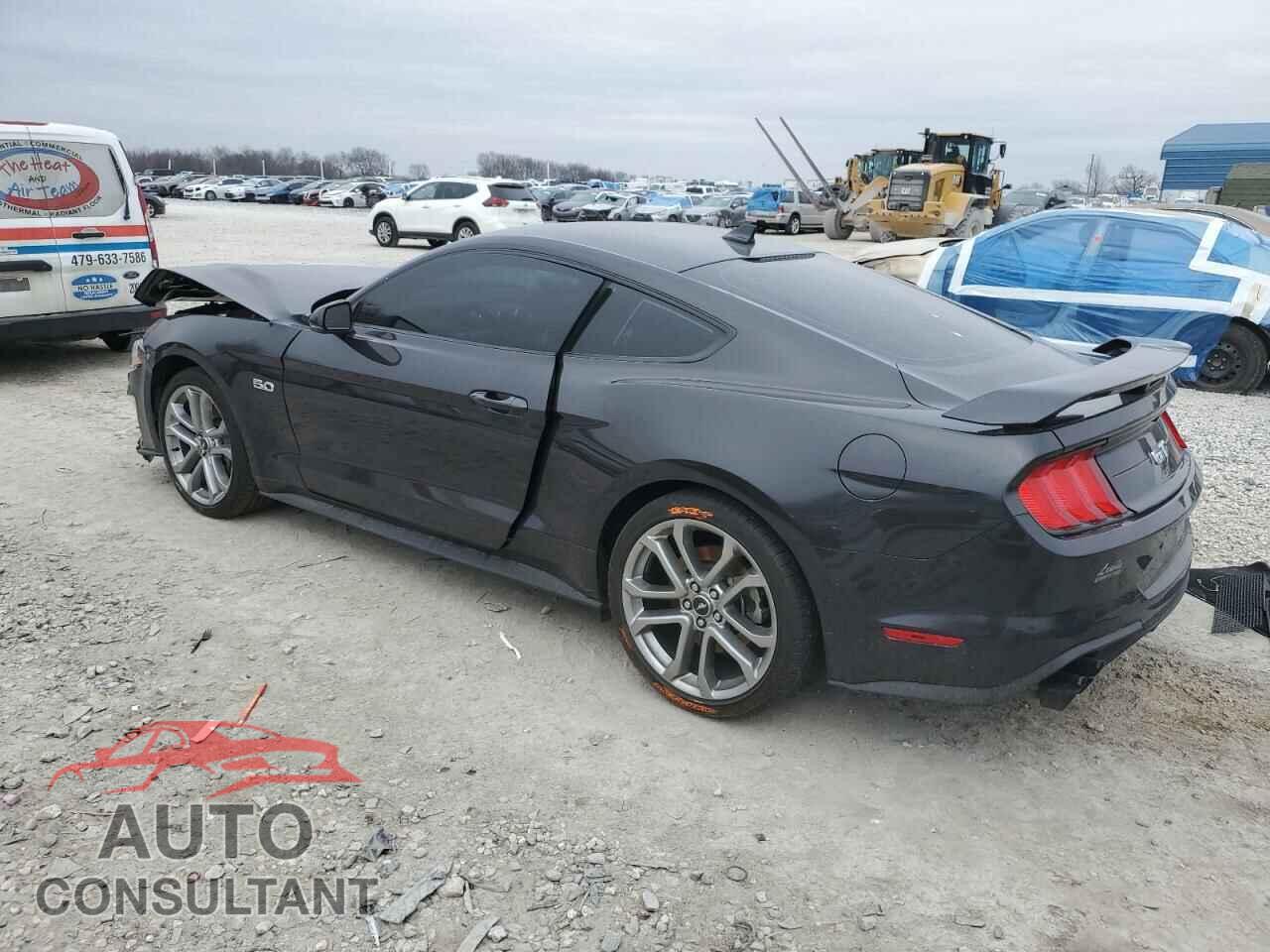 FORD MUSTANG 2023 - 1FA6P8CF7P5304739