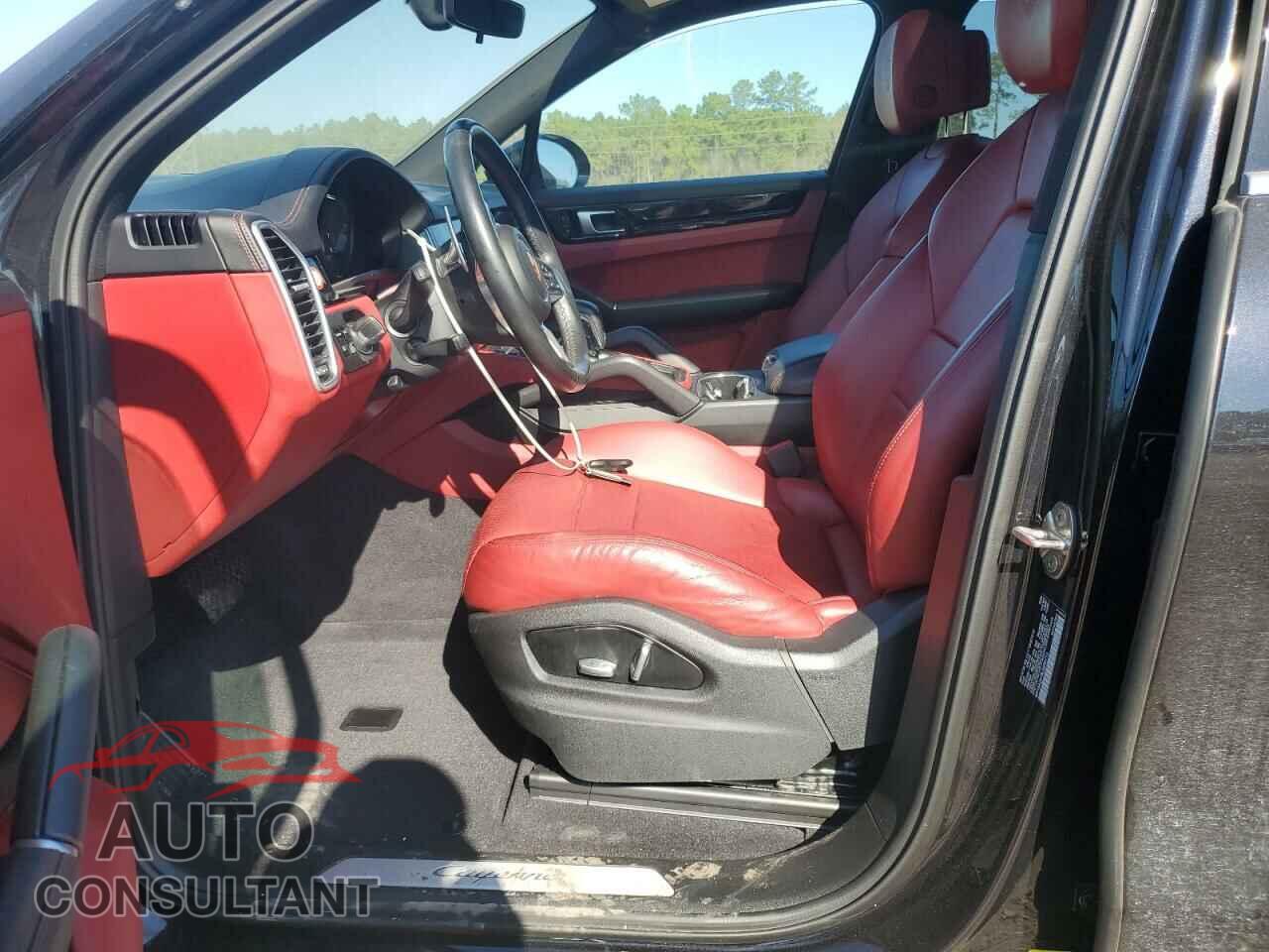 PORSCHE CAYENNE 2020 - WP1AA2AY3LDA06713