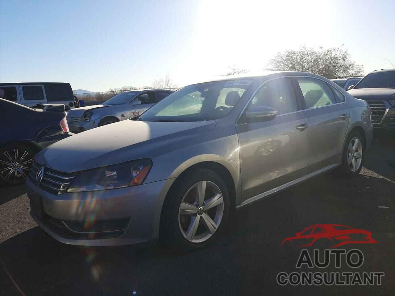 VOLKSWAGEN PASSAT 2013 - 1VWBP7A39CC054807