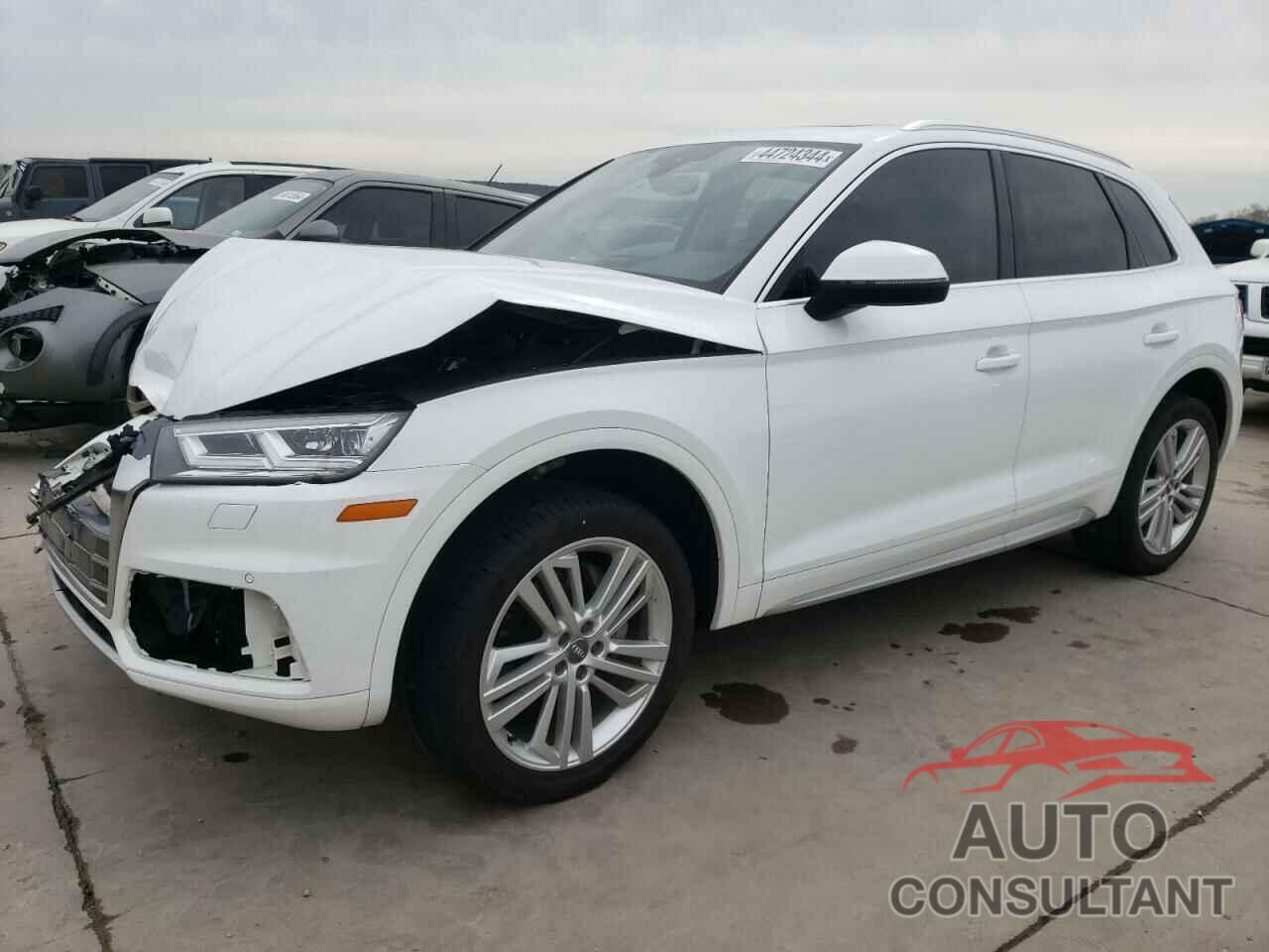 AUDI Q5 2018 - WA1BNAFY4J2215457