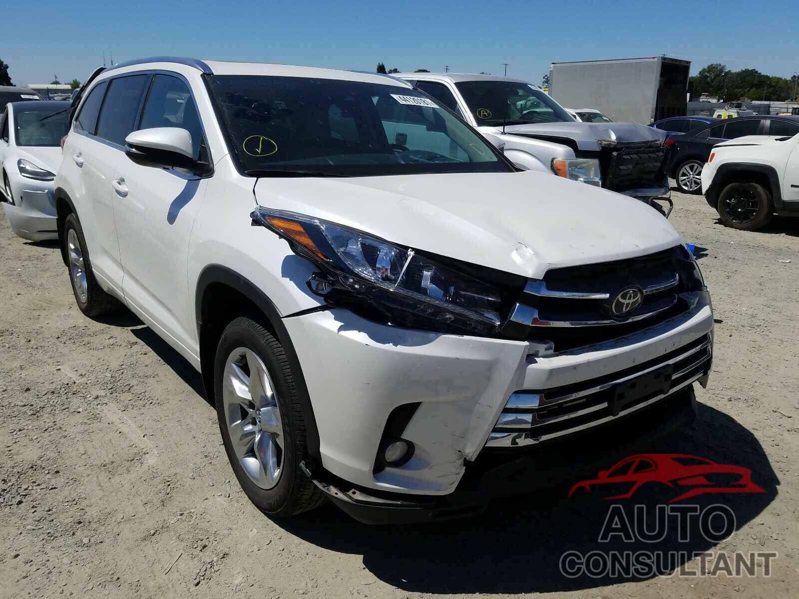 TOYOTA HIGHLANDER 2018 - 5TDDZRFH2JS829109