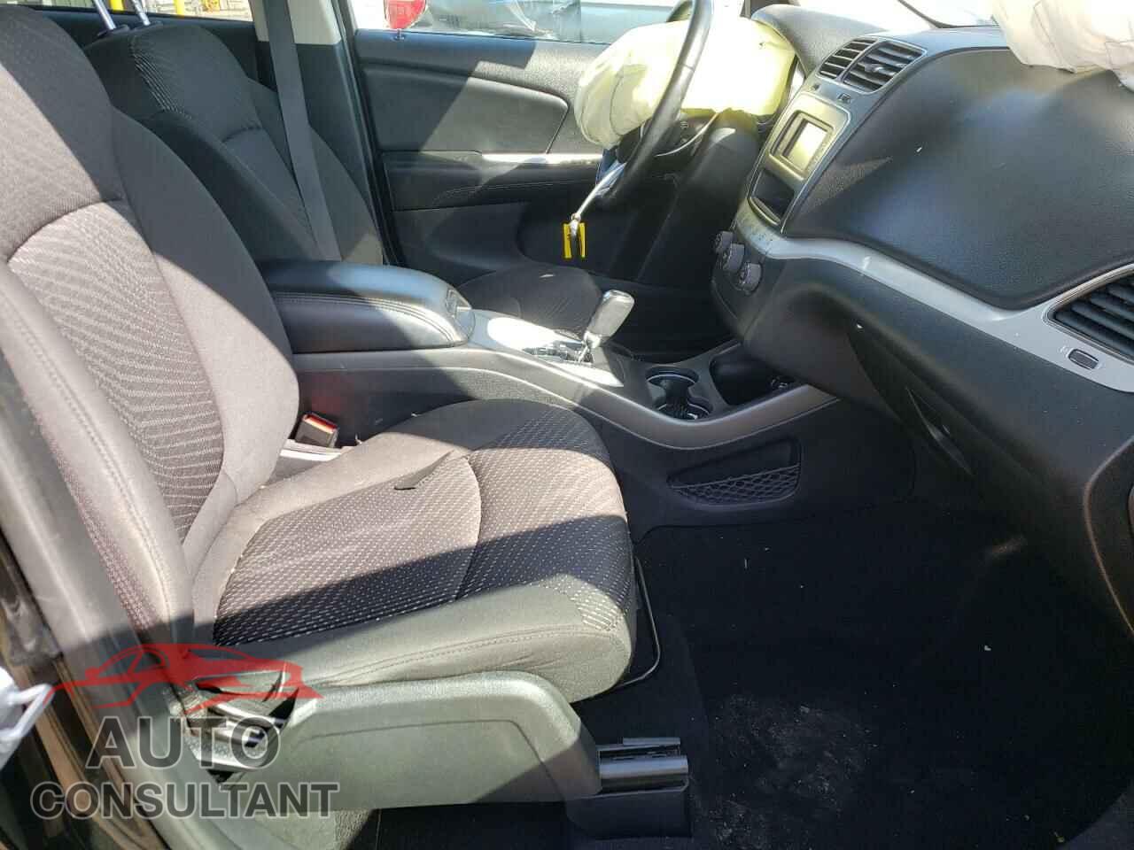 DODGE JOURNEY 2017 - 3C4PDCAB4HT599598