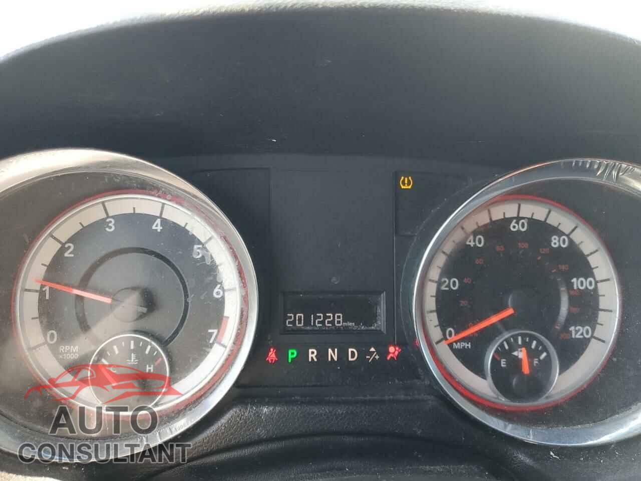 DODGE CARAVAN 2011 - 2D4RN3DG9BR656467