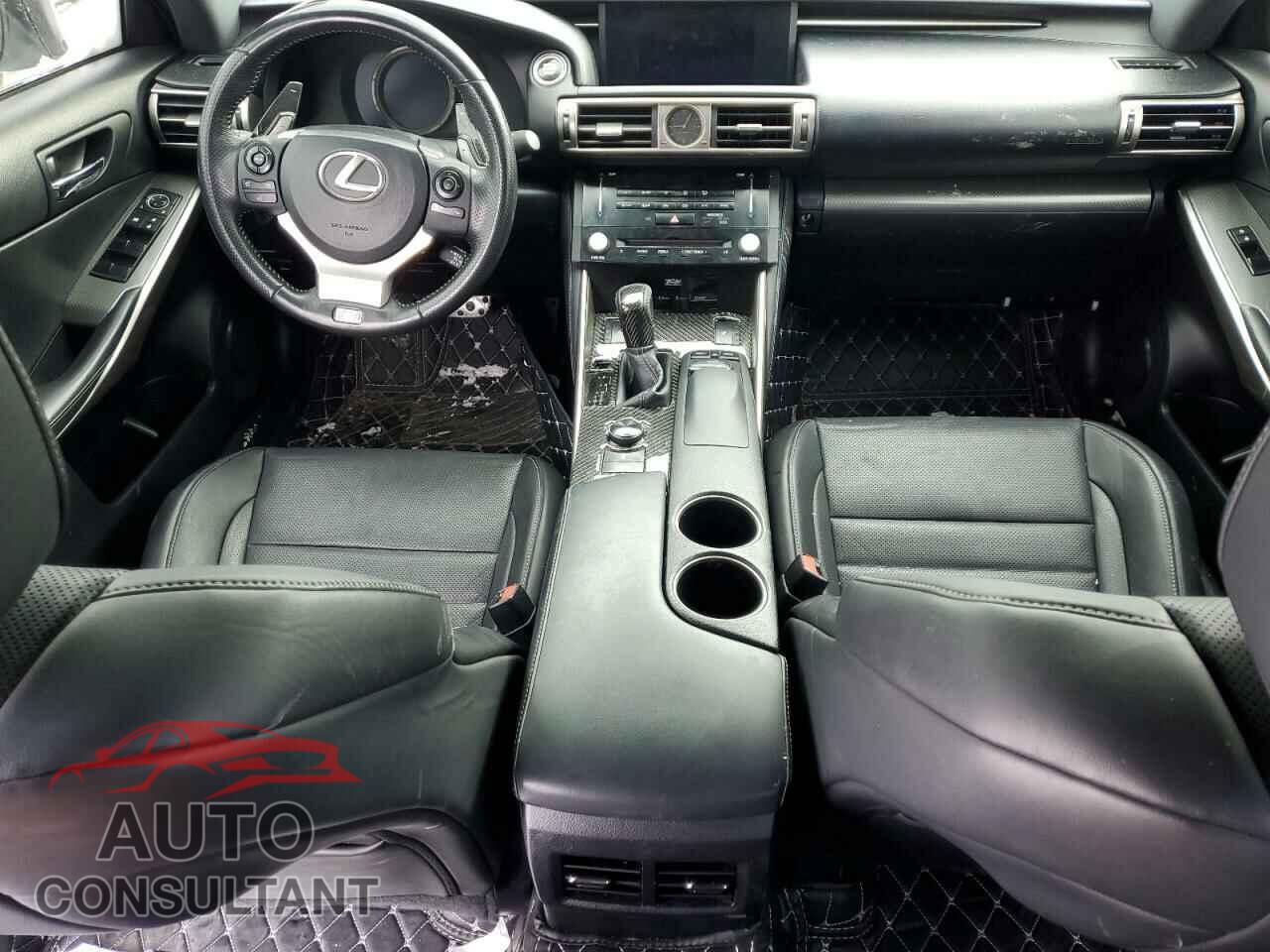 LEXUS IS 2014 - JTHBE1D20E5009124