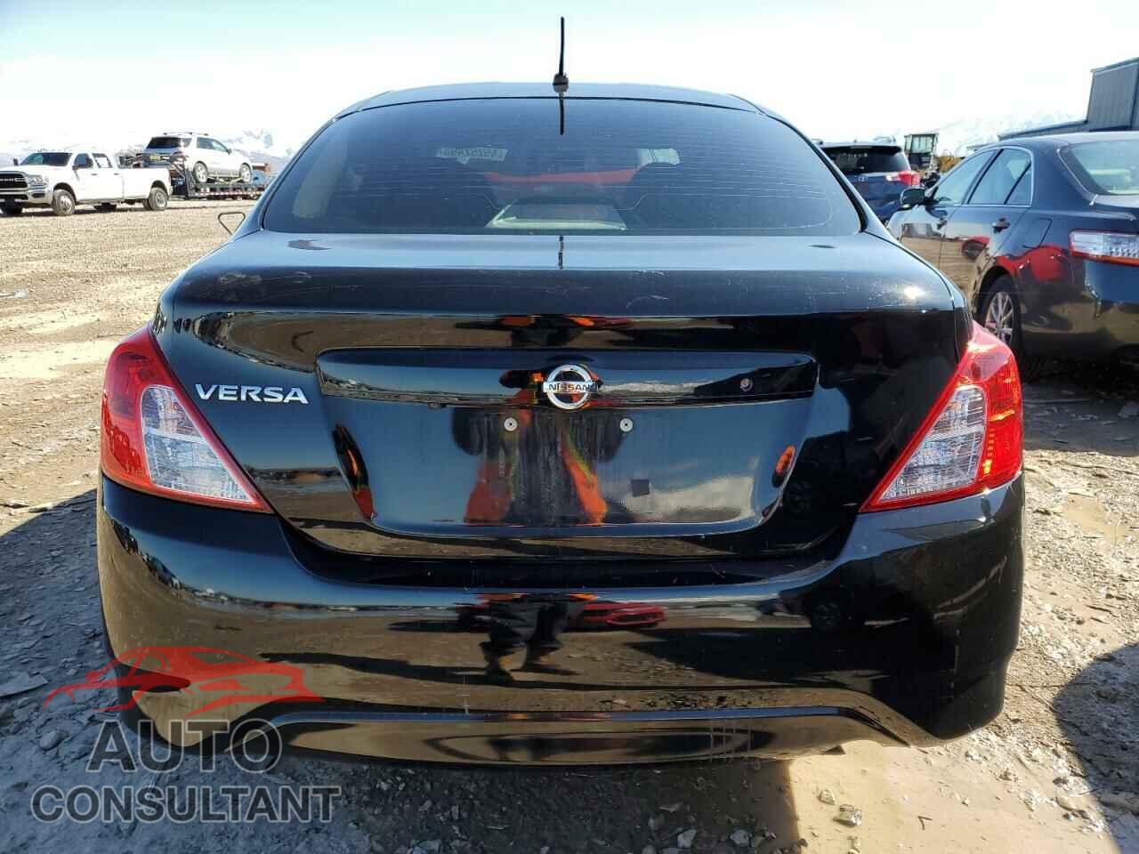 NISSAN VERSA 2019 - 3N1CN7AP3KL843427