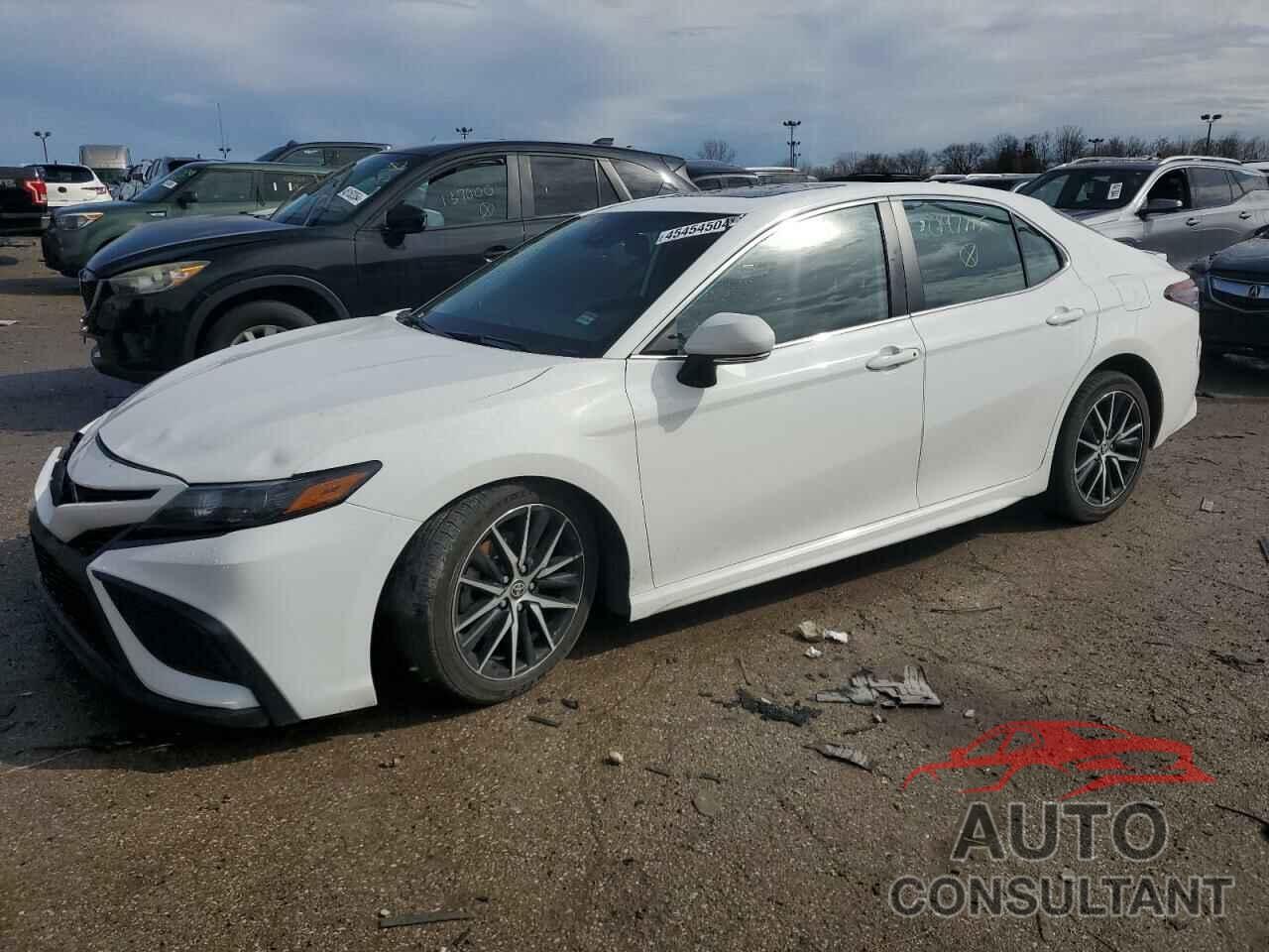 TOYOTA CAMRY 2023 - 4T1T11BK0PU097715