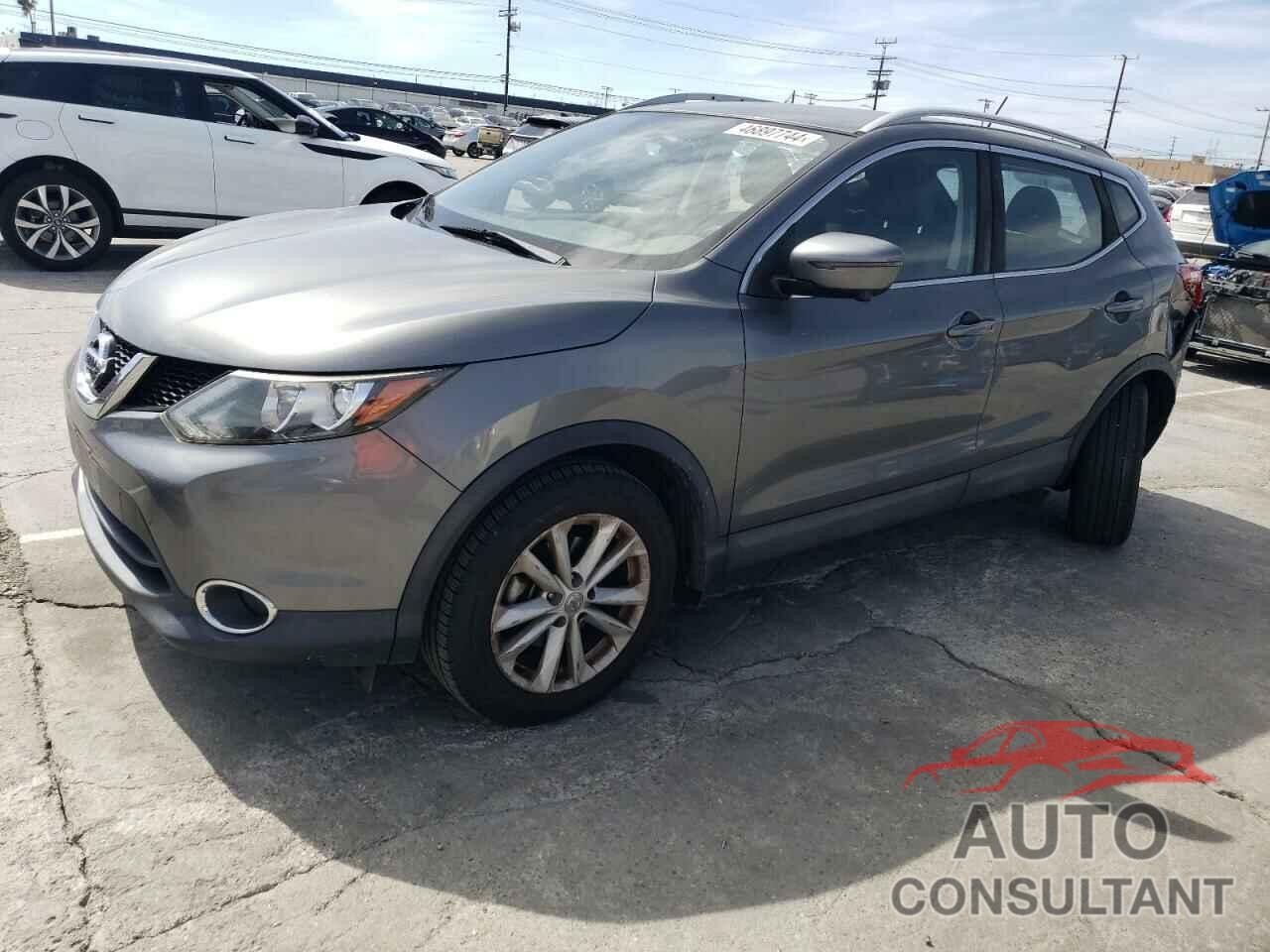 NISSAN ROGUE 2017 - JN1BJ1CP7HW028345