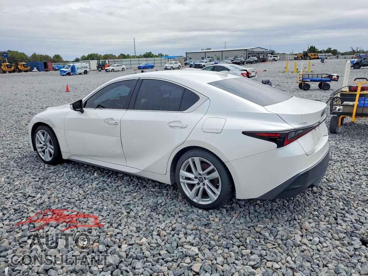 LEXUS IS 2021 - JTHAA1D26M5113493