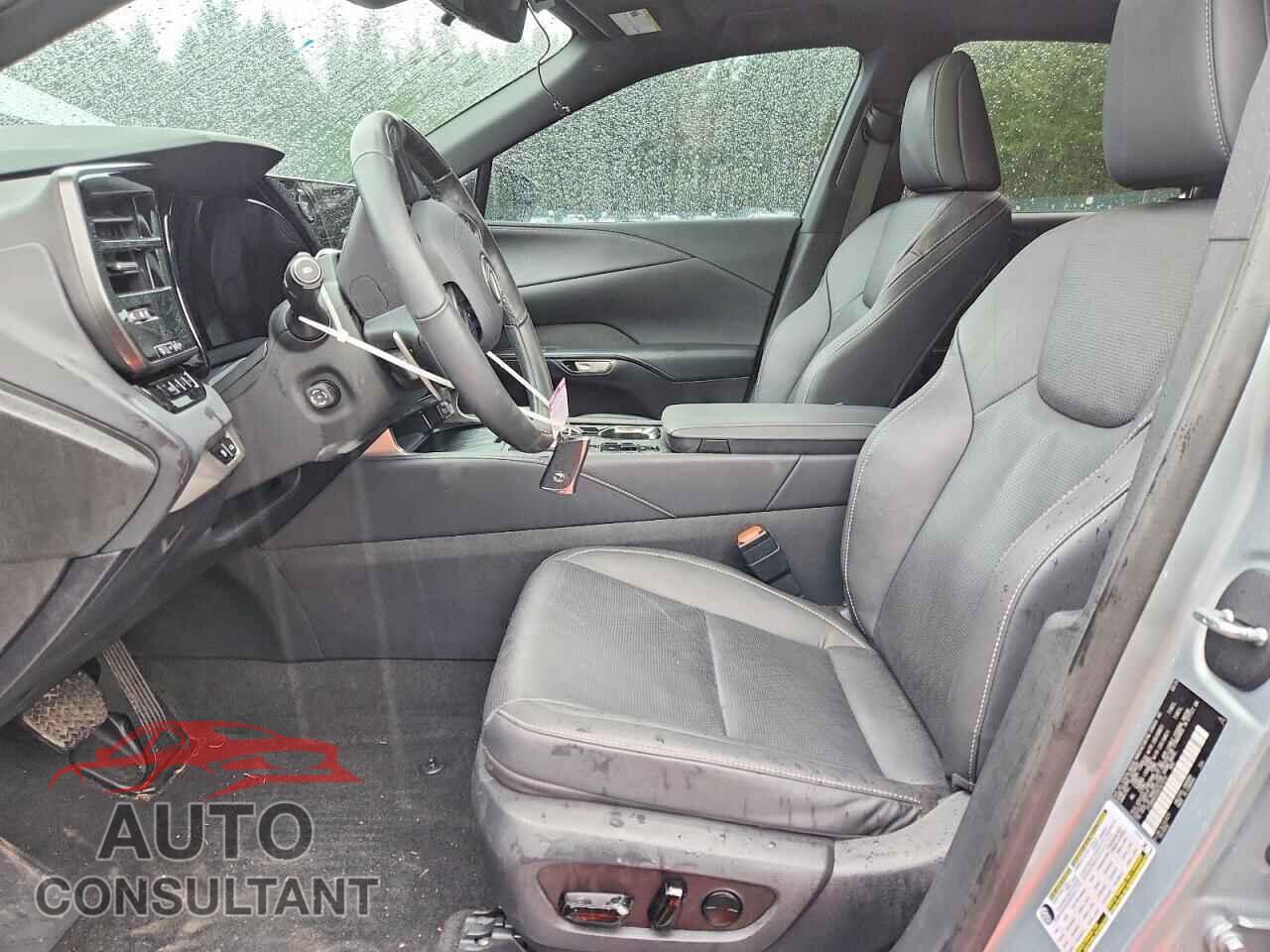 LEXUS UNKNOWN 2024 - 2T2BBMCA0RC041273