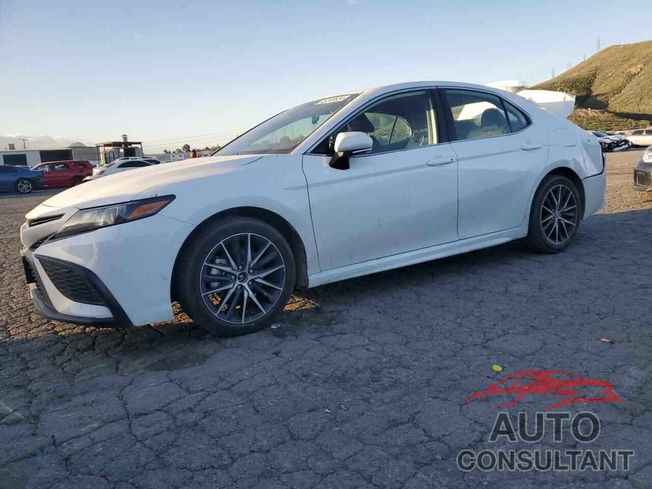 TOYOTA CAMRY 2023 - 4T1G11AK3PU787526