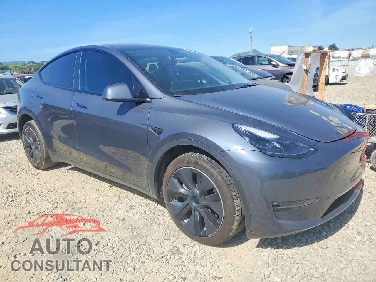 TESLA MODEL Y 2023 - 7SAYGDEE5PF962013
