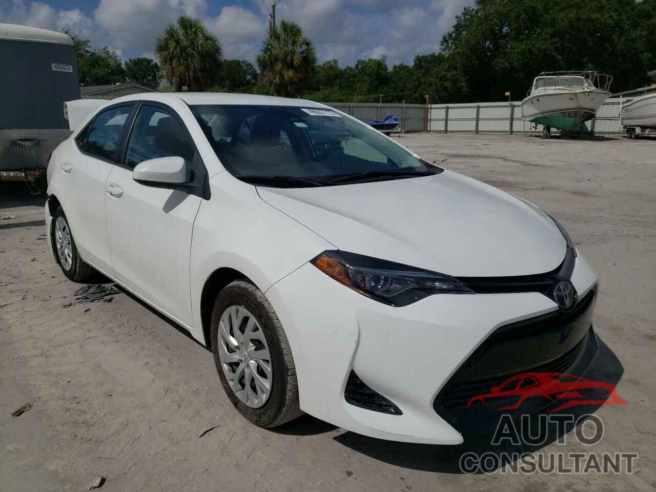 TOYOTA COROLLA 2018 - 5YFBURHEXJP756458