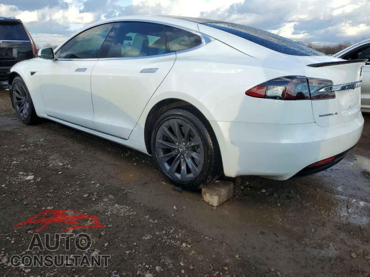 TESLA MODEL S 2017 - 5YJSA1E26HF212985