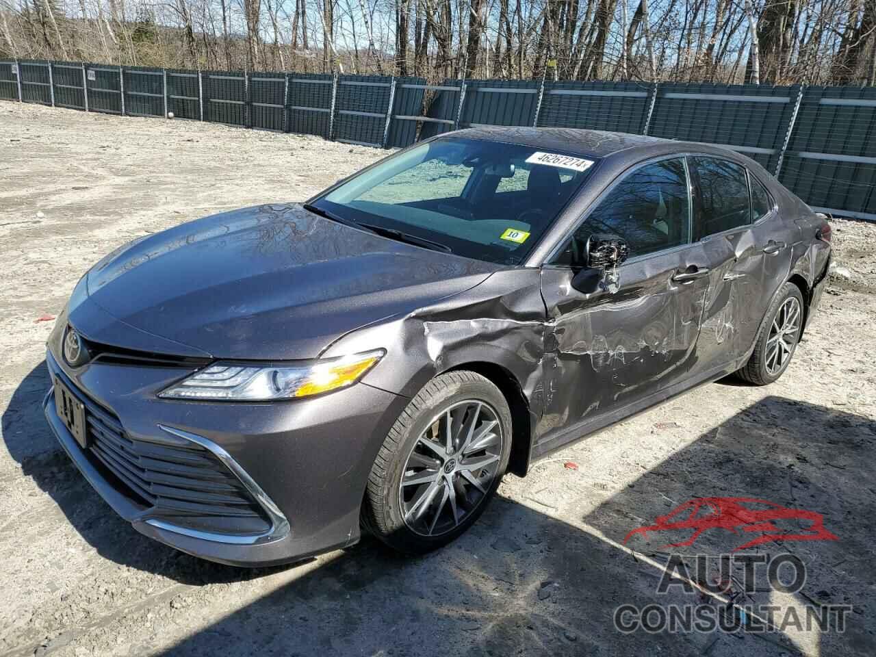 TOYOTA CAMRY 2022 - 4T1F11BK0NU059251