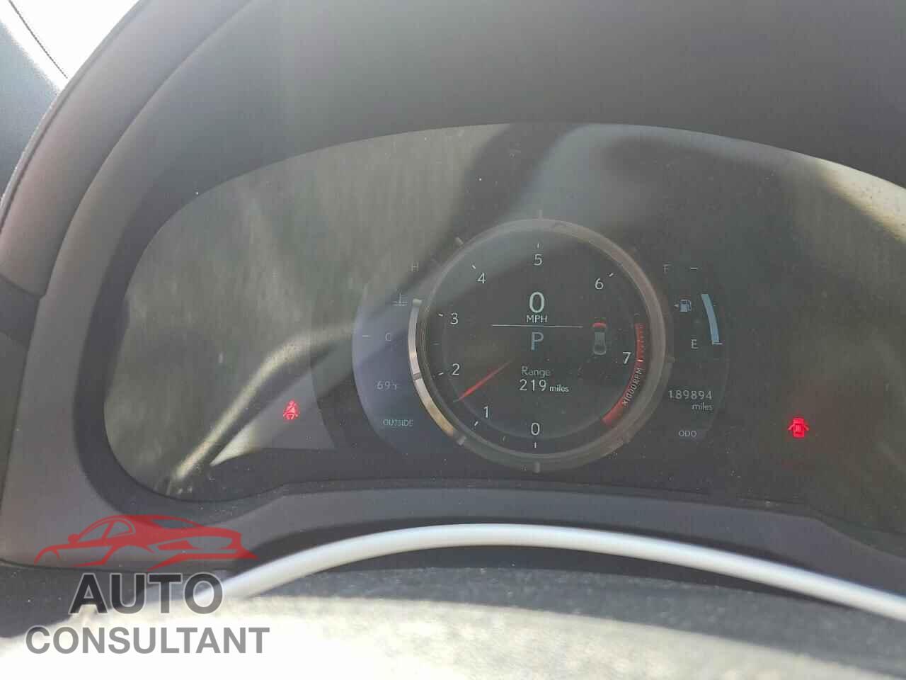 LEXUS IS 2014 - JTHBF1D22E5025158