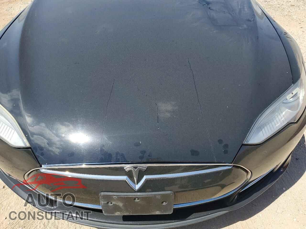 TESLA MODEL S 2013 - 5YJSA1DP2DFP13248