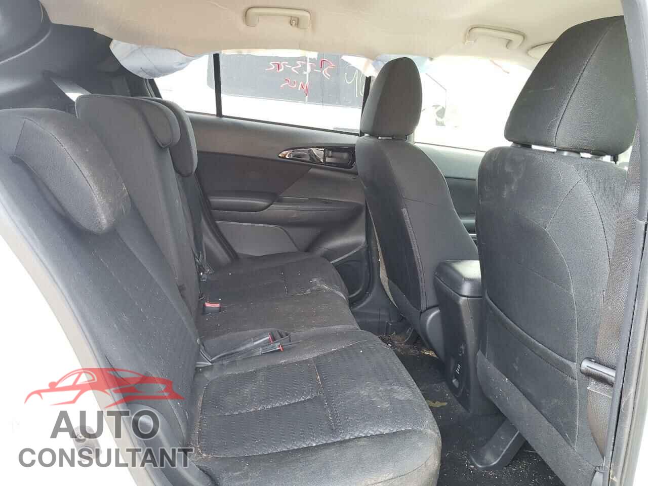 MITSUBISHI ECLIPSE 2018 - JA4AT3AA3JZ039659