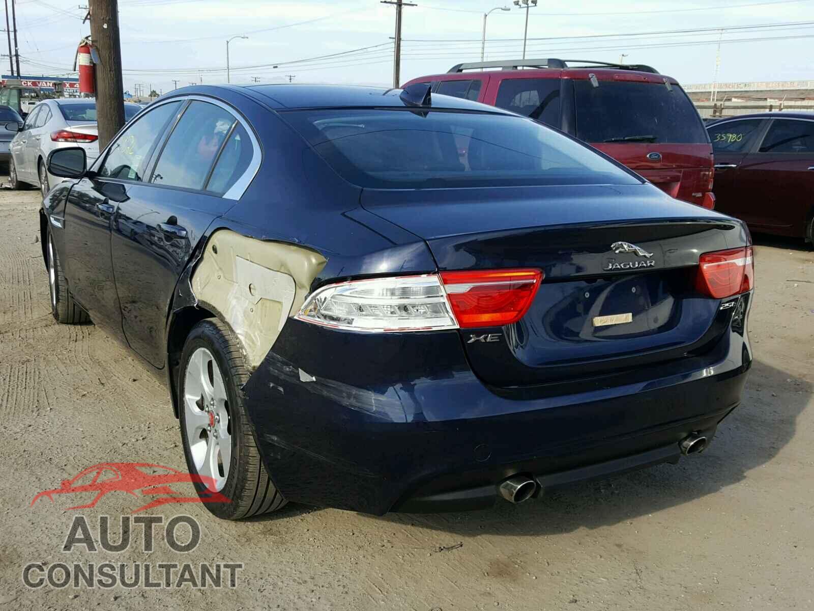 JAGUAR XE 2017 - SAJAR4BG3HA975126