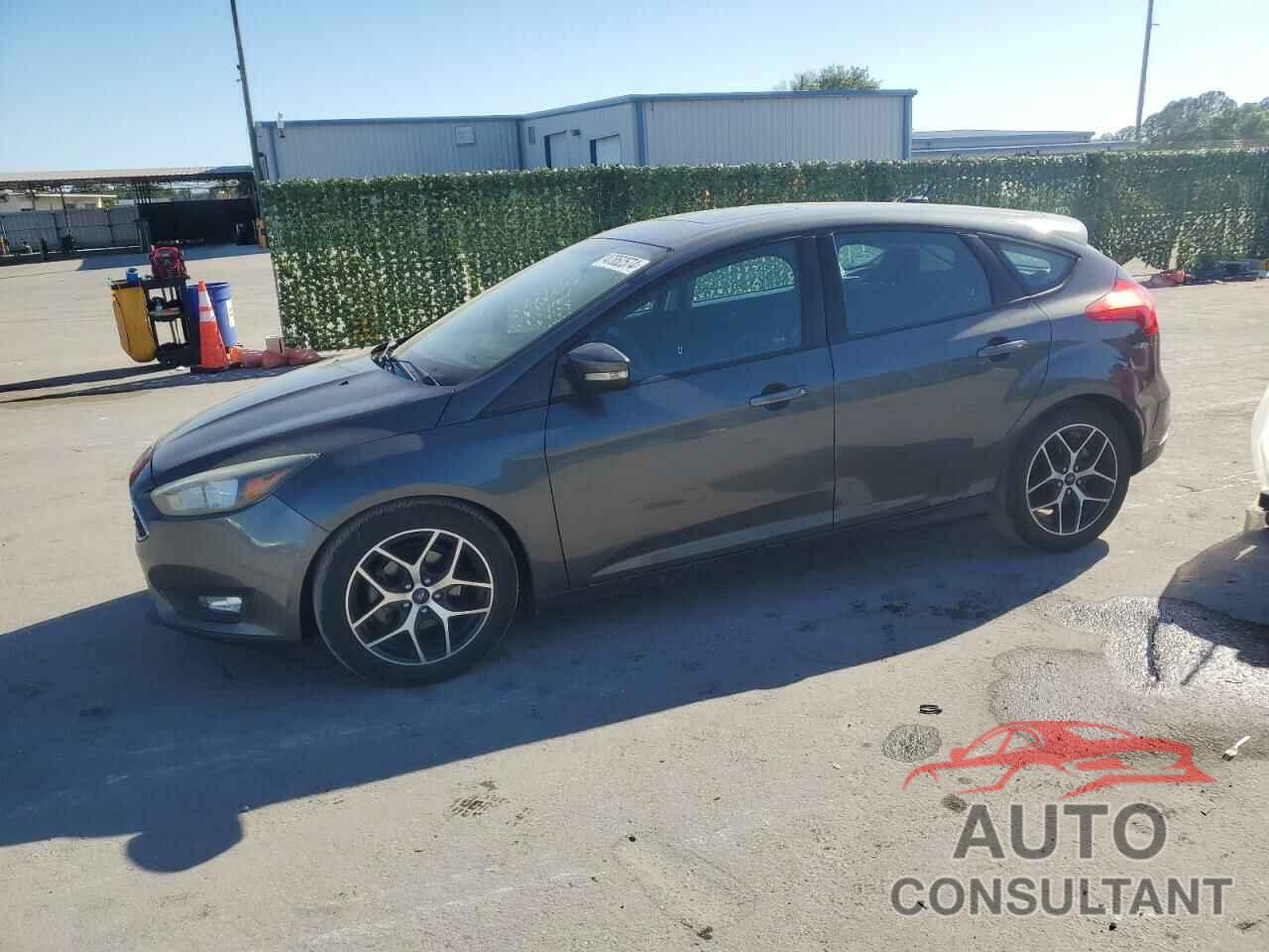 FORD FOCUS 2017 - 1FADP3M20HL219230