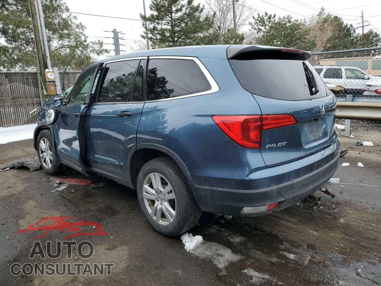 HONDA PILOT 2017 - 5FNYF6H14HB089764