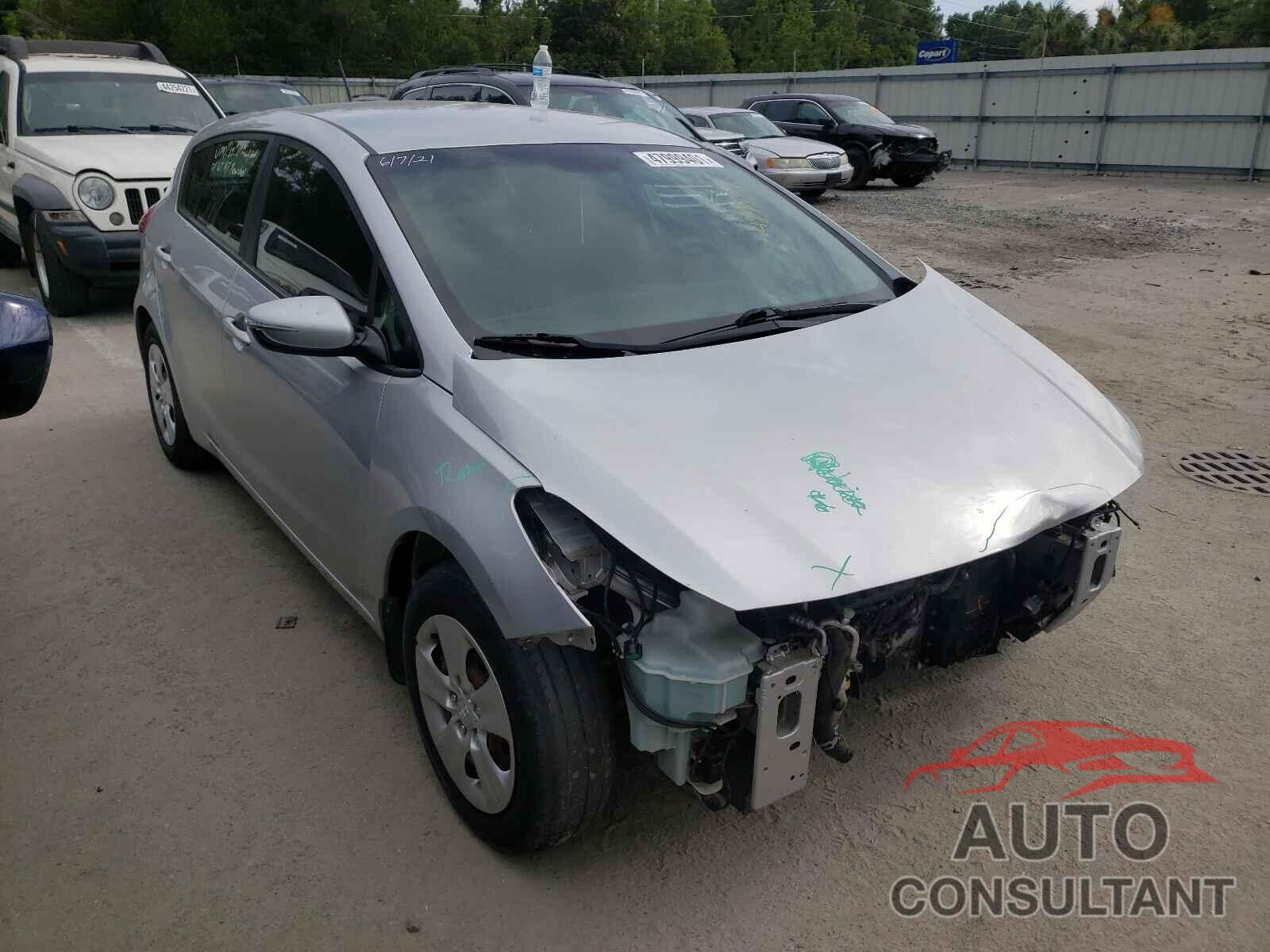KIA FORTE 2017 - KNAFK5A81H5699690