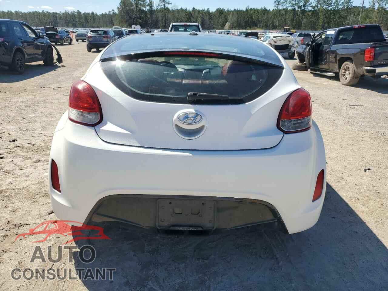 HYUNDAI VELOSTER 2013 - KMHTC6AD9DU174572