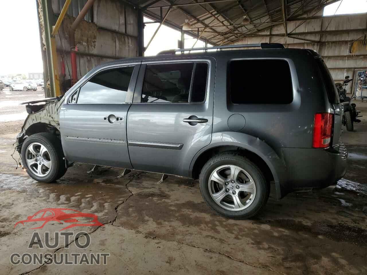 HONDA PILOT 2013 - 5FNYF3H49DB006610