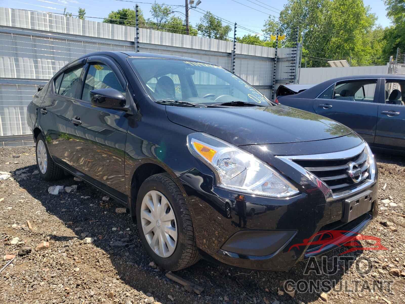 NISSAN VERSA 2017 - 3N1CN7AP3HL845901