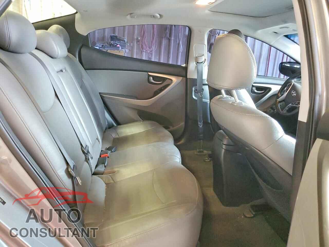 HYUNDAI ELANTRA 2012 - 5NPDH4AE1CH091671