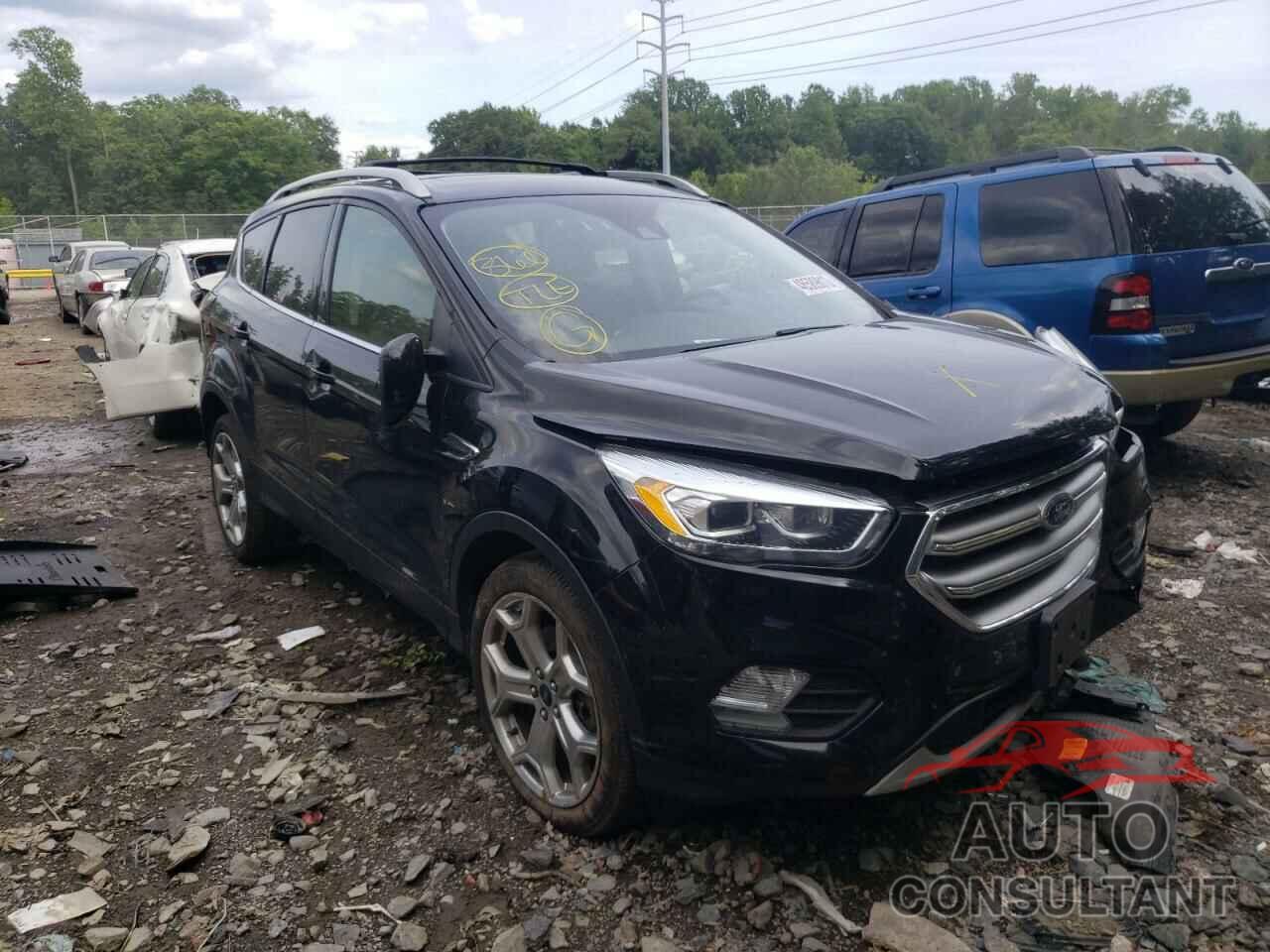 FORD ESCAPE 2017 - 1FMCU9J92HUA89394