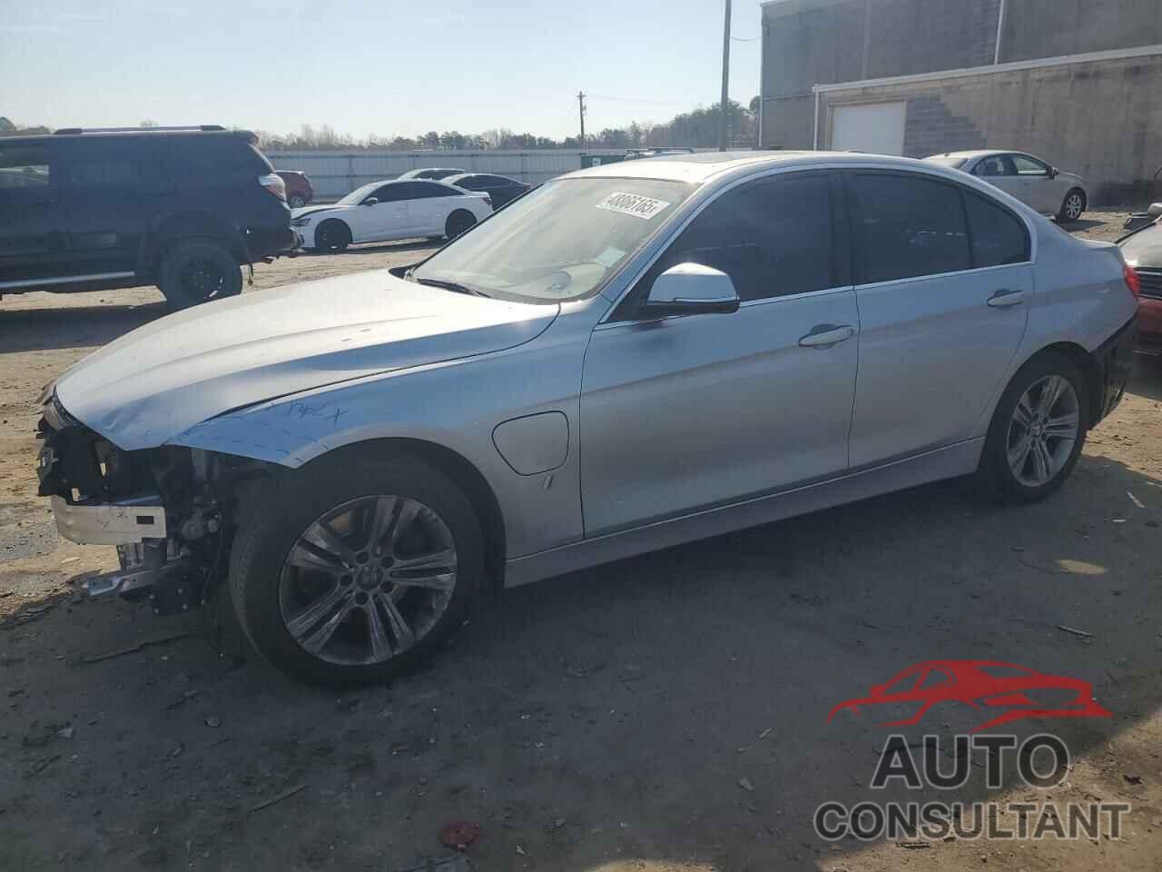 BMW 3 SERIES 2017 - WBA8E1C39HA029662