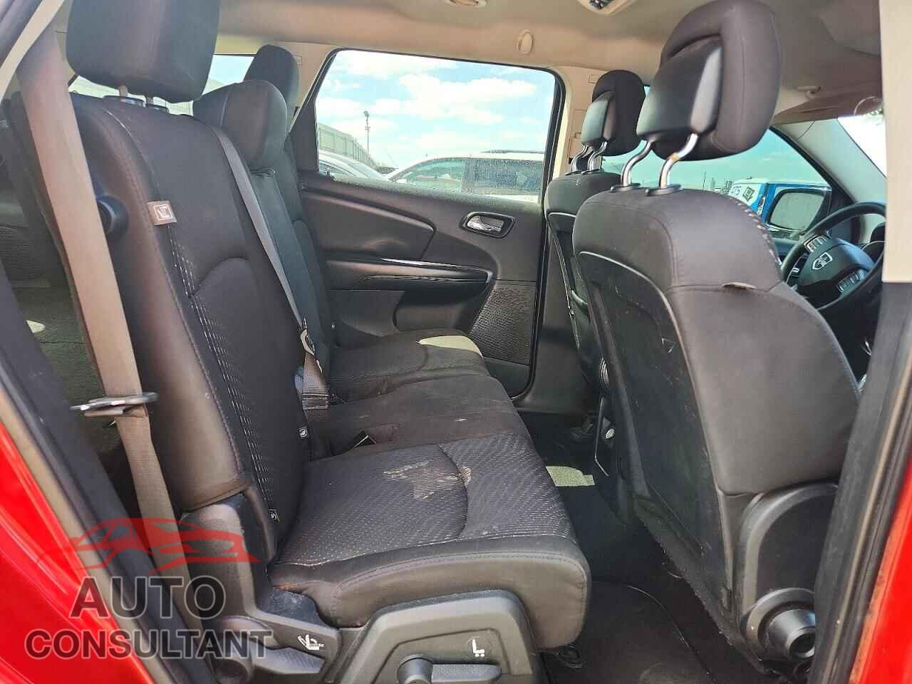 DODGE JOURNEY 2015 - 3C4PDCBB8FT595209