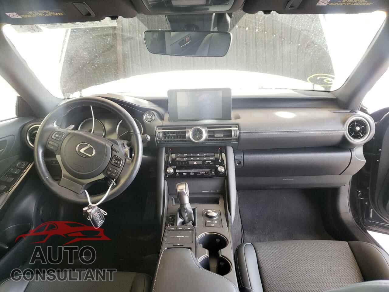 LEXUS IS 2021 - JTHAA1D27M5112451