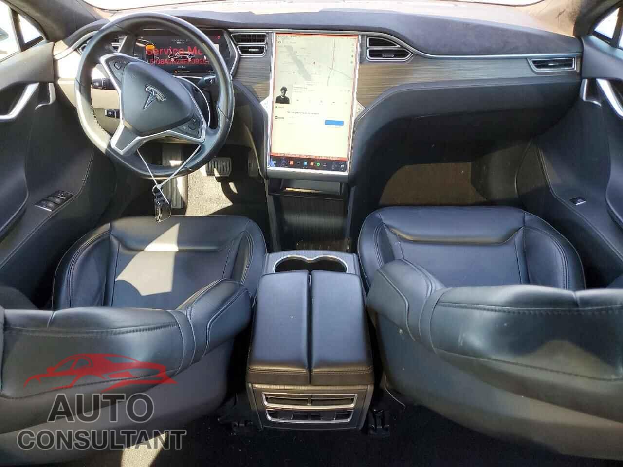 TESLA MODEL S 2015 - 5YJSA1H24FF092516