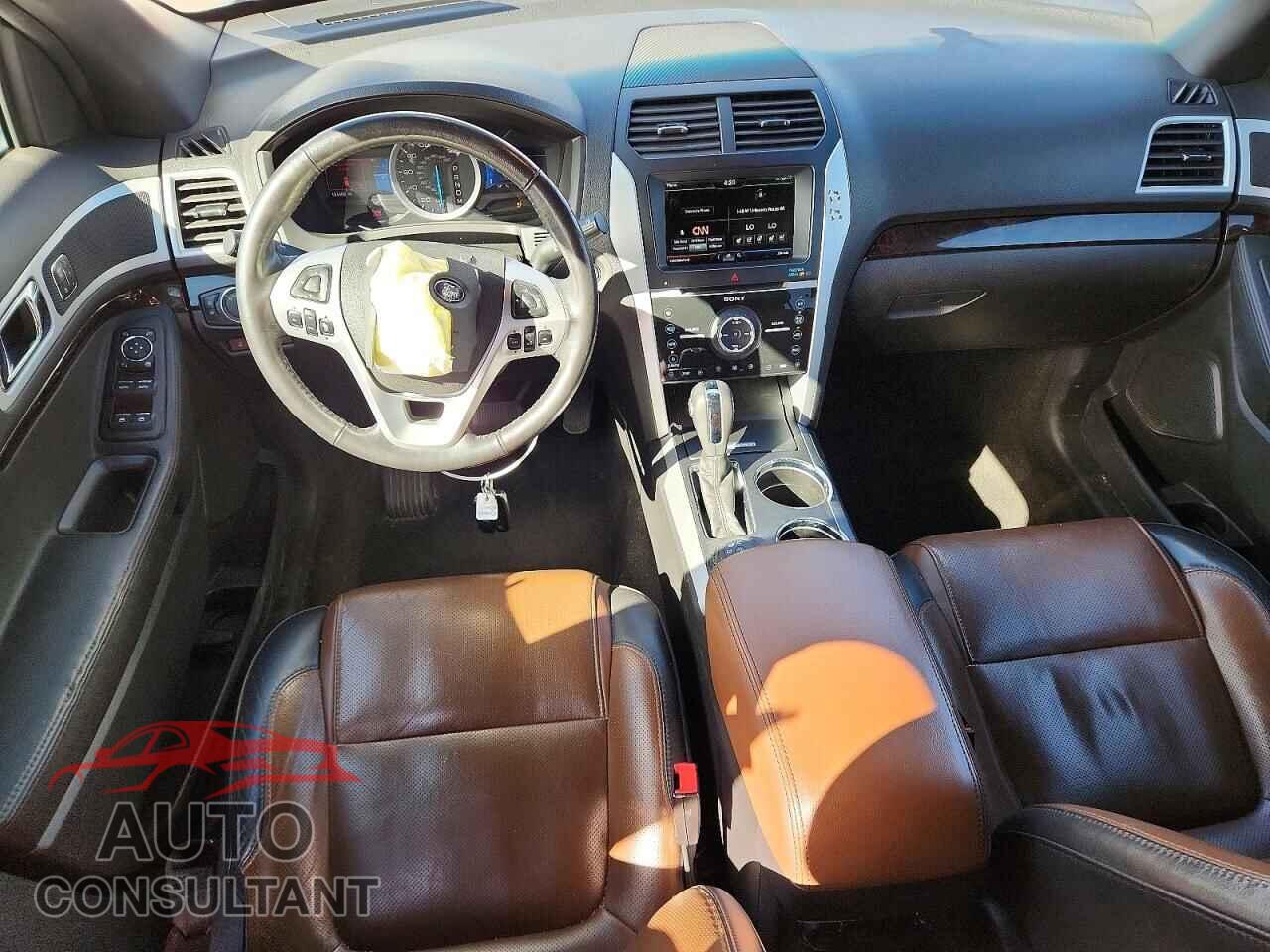 FORD EXPLORER 2013 - 1FM5K8F85DGA12570