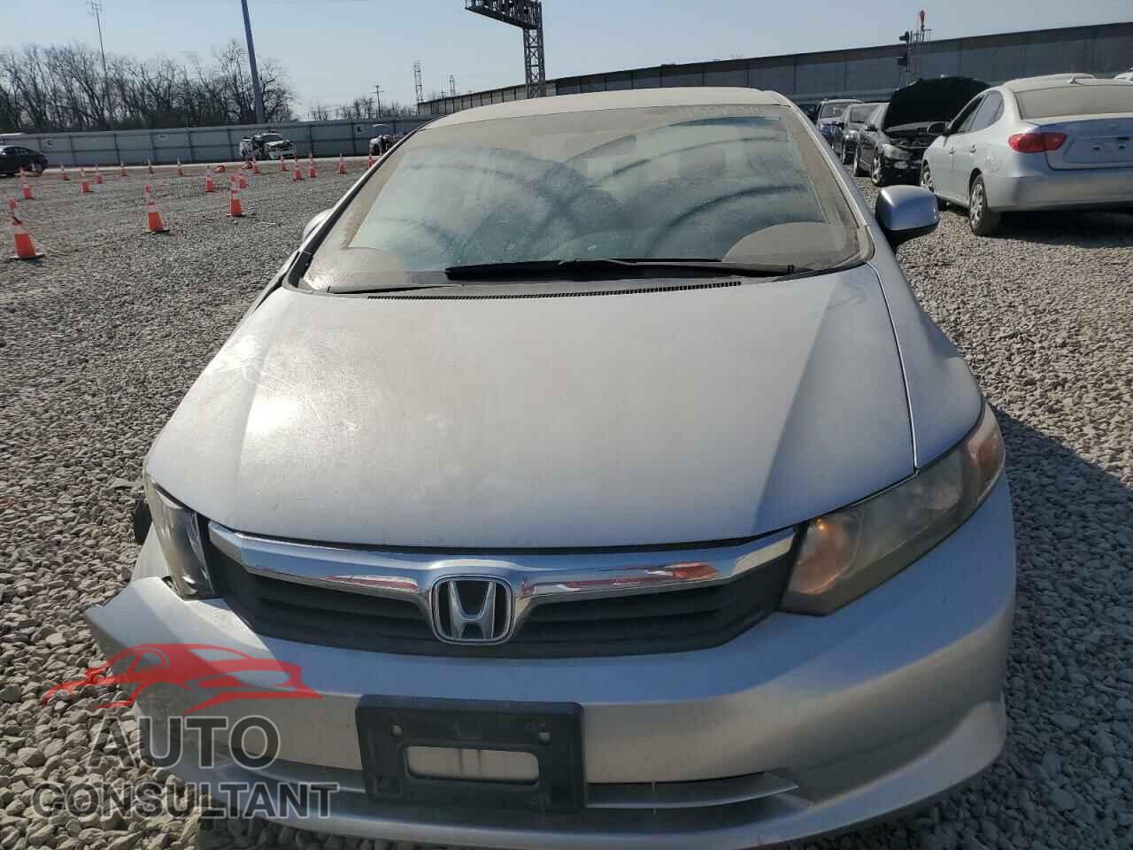HONDA CIVIC 2012 - 2HGFB2F55CH305370