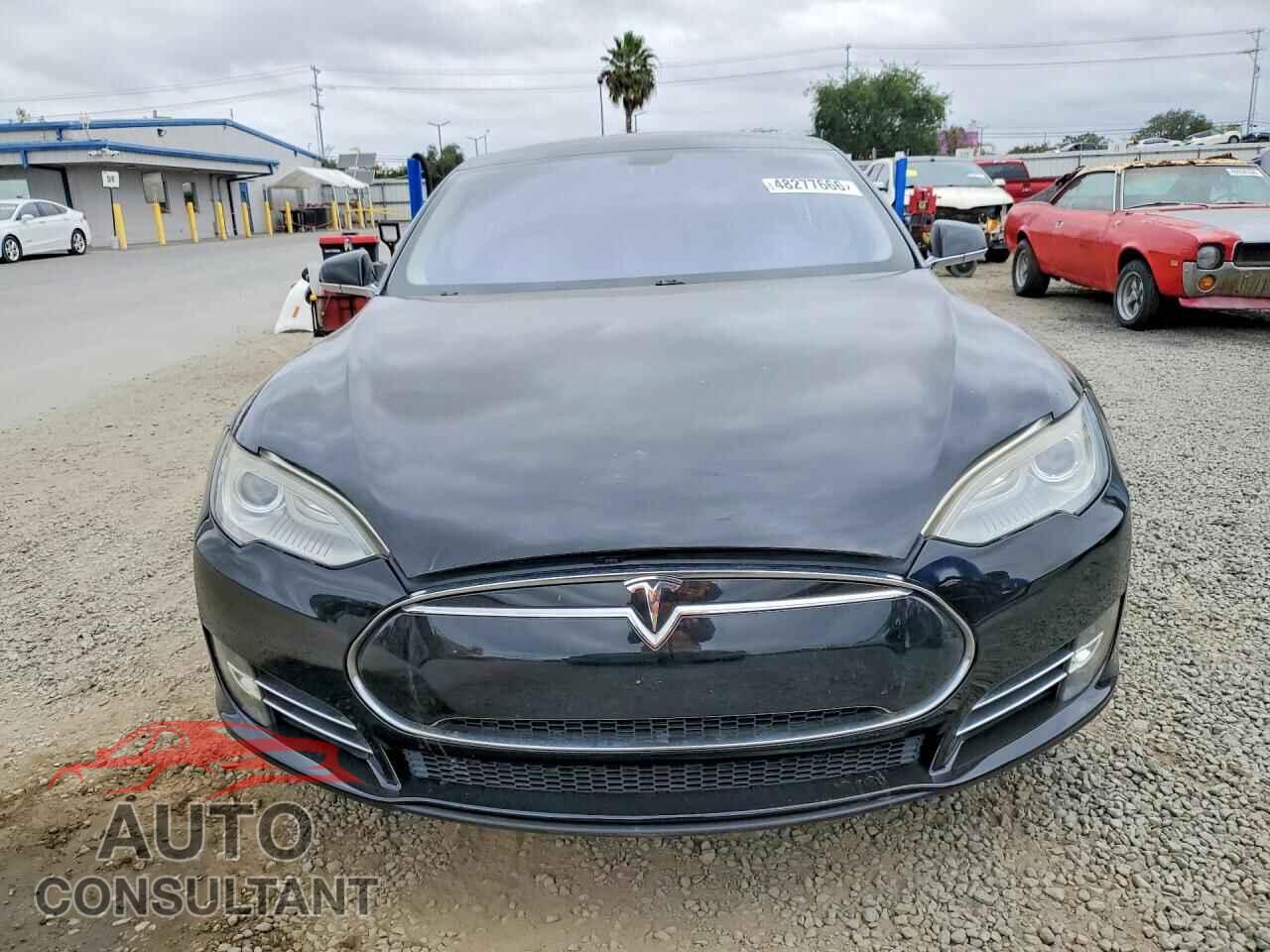 TESLA MODEL S 2013 - 5YJSA1CN6DFP26679