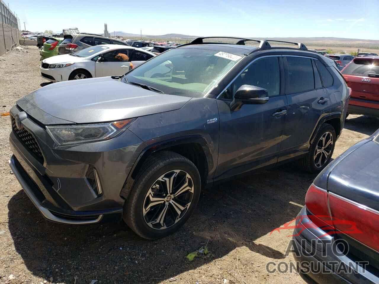 TOYOTA RAV4 2021 - JTMEB3FV4MD013725